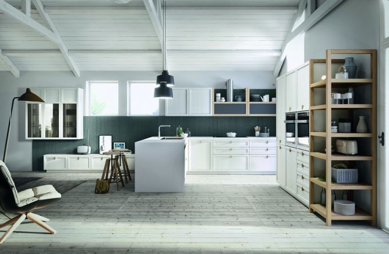 A L'Armadieria proponiamo cucine con materiali di pregio come le essenze di rovere e i colori laccati Dibiesse rovere