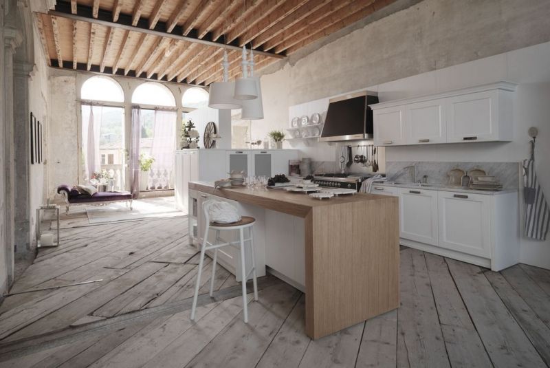 Per apprezzare la maestosità del legno proponiamo una cucina in stile country in frassino venato bianco Asolo dibiesse
